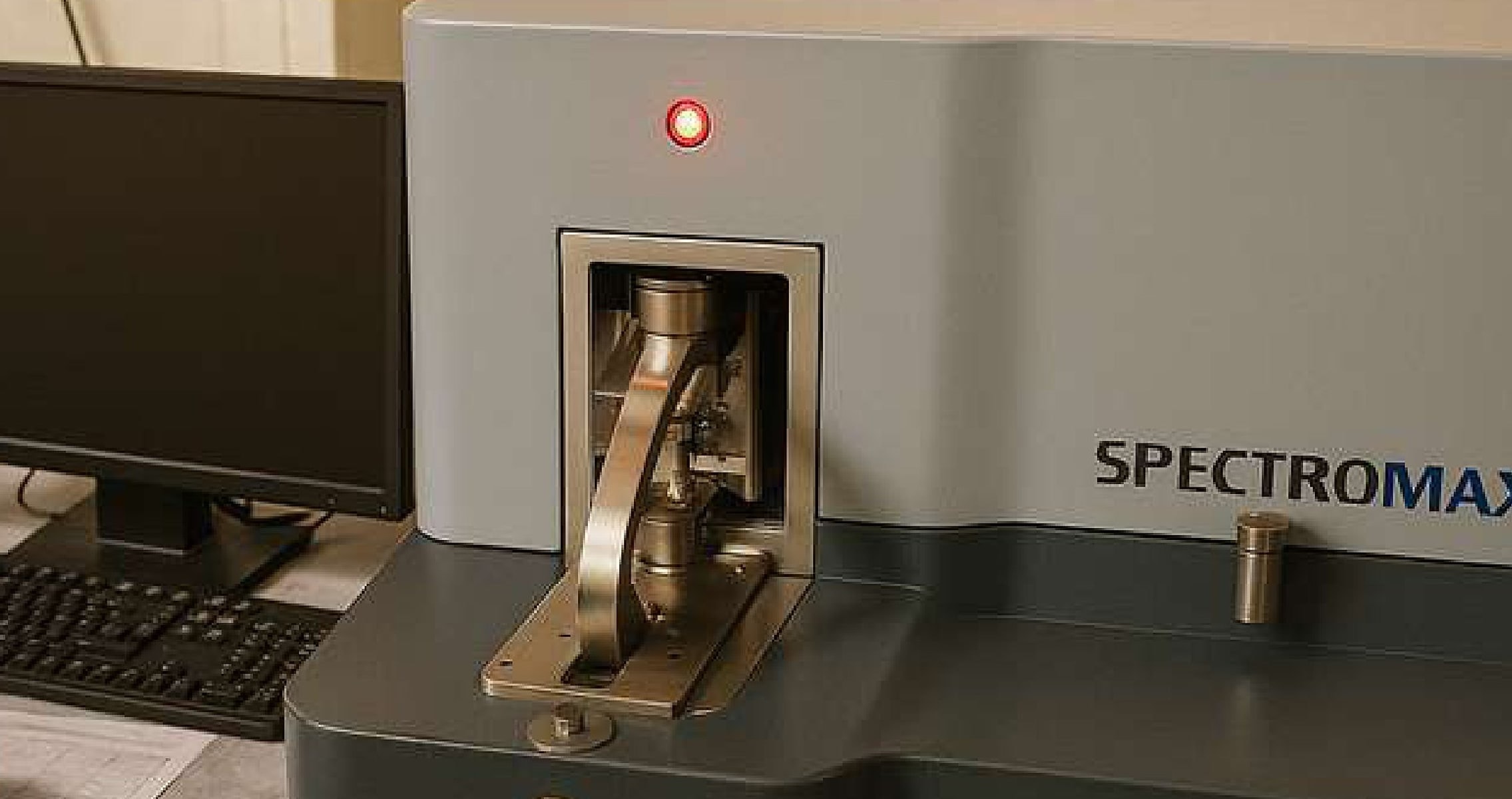 Funkenspektrometer zur chemischen Analyse